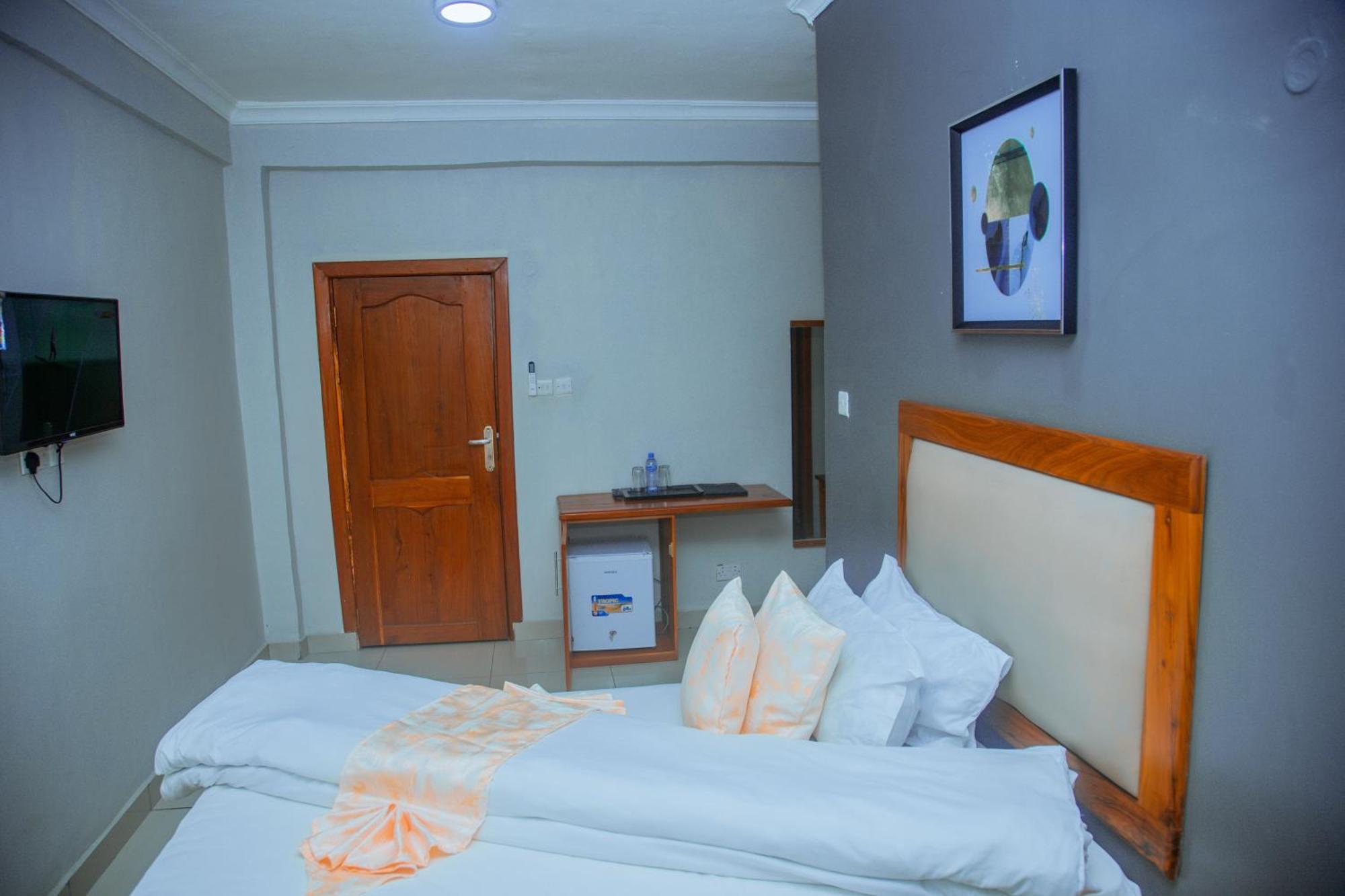 Le Grand Marie Hotel Dar es Salaam Exterior photo