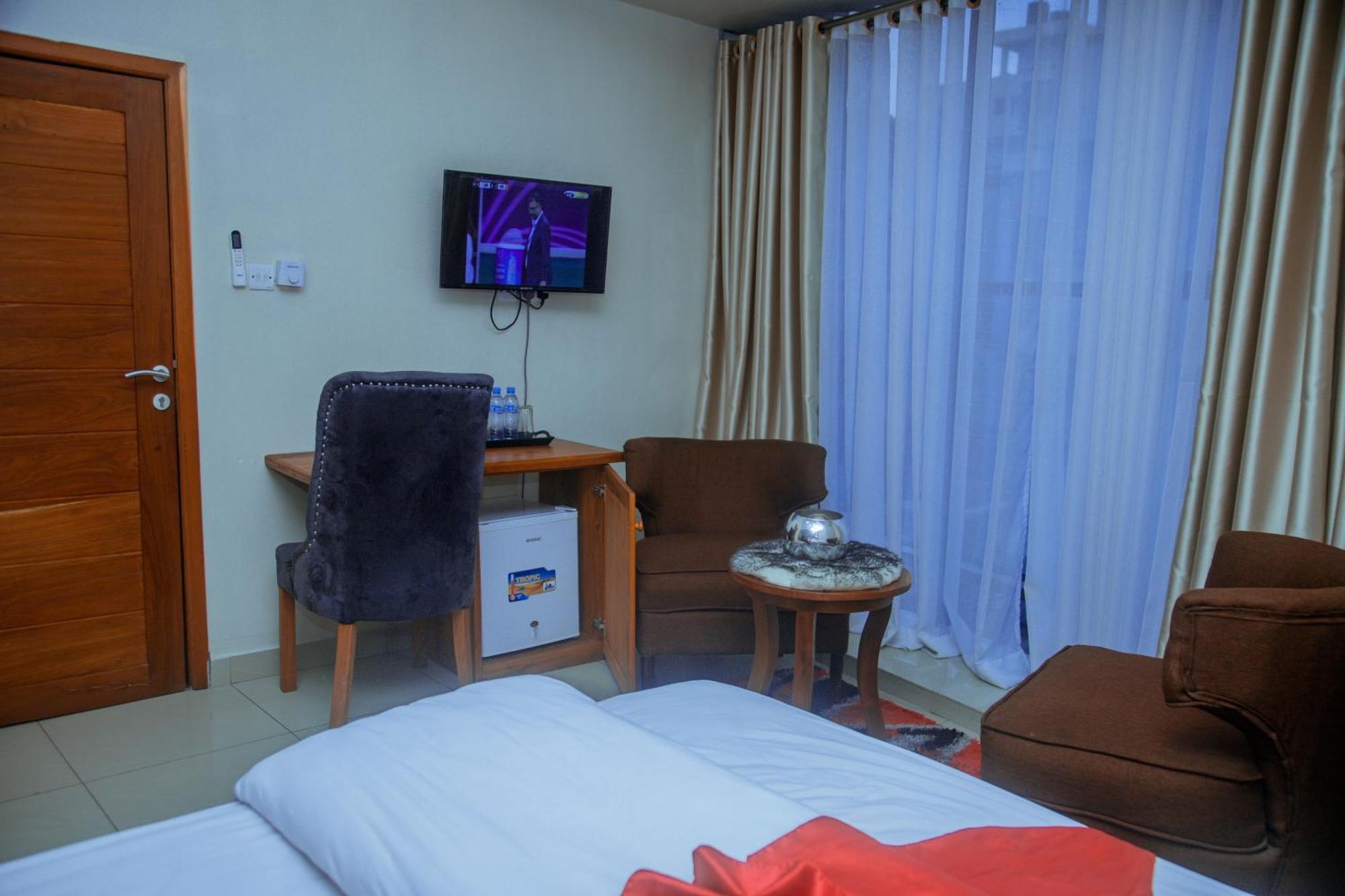 Le Grand Marie Hotel Dar es Salaam Exterior photo