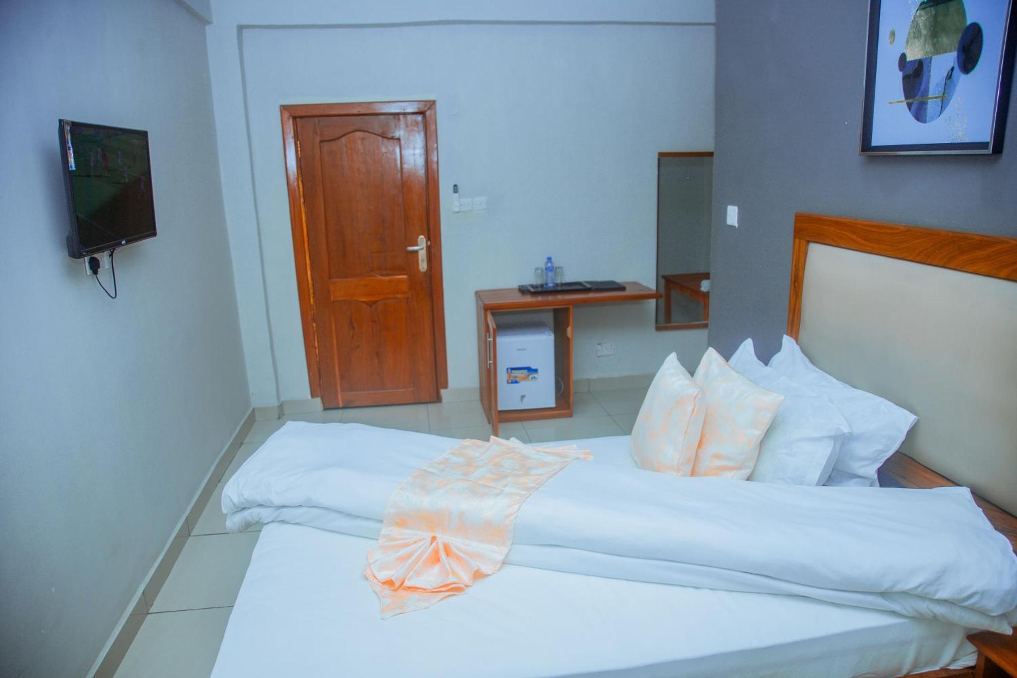 Le Grand Marie Hotel Dar es Salaam Exterior photo
