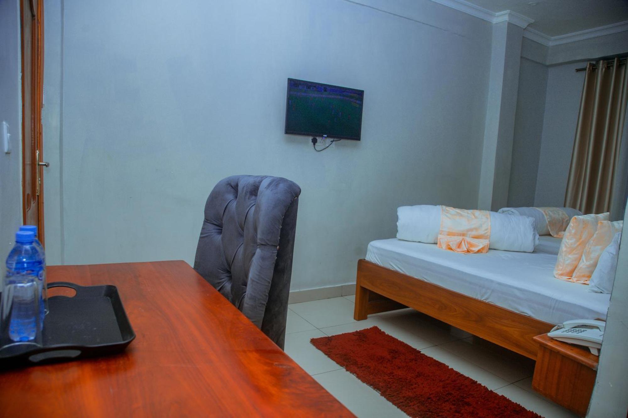 Le Grand Marie Hotel Dar es Salaam Exterior photo